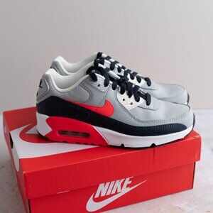 Nike Air Max 90 LTR LT Smoke Grey/Bright Crimson Size 4Y NEW IN BOX